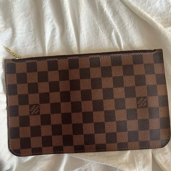 Authentic Louis Vuitton Neverfull GM - Picture 14 of 16
